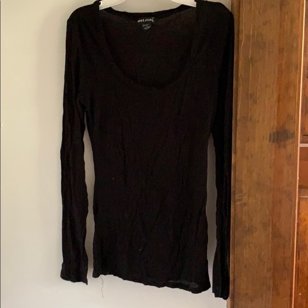 Long sleeve tee